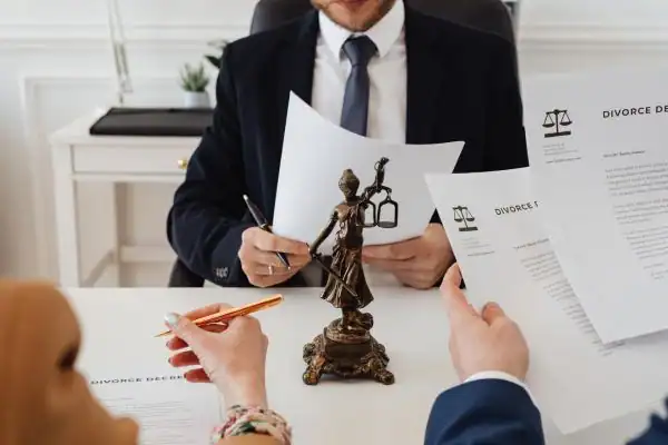 our fees Enfield from EH Mediation - image of couple in joint mediation meeting